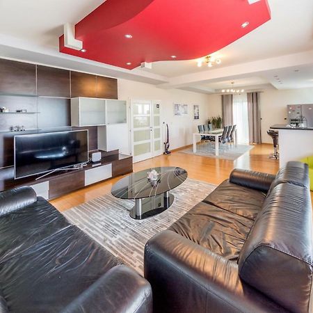 Apartments Lupe スプリト エクステリア 写真