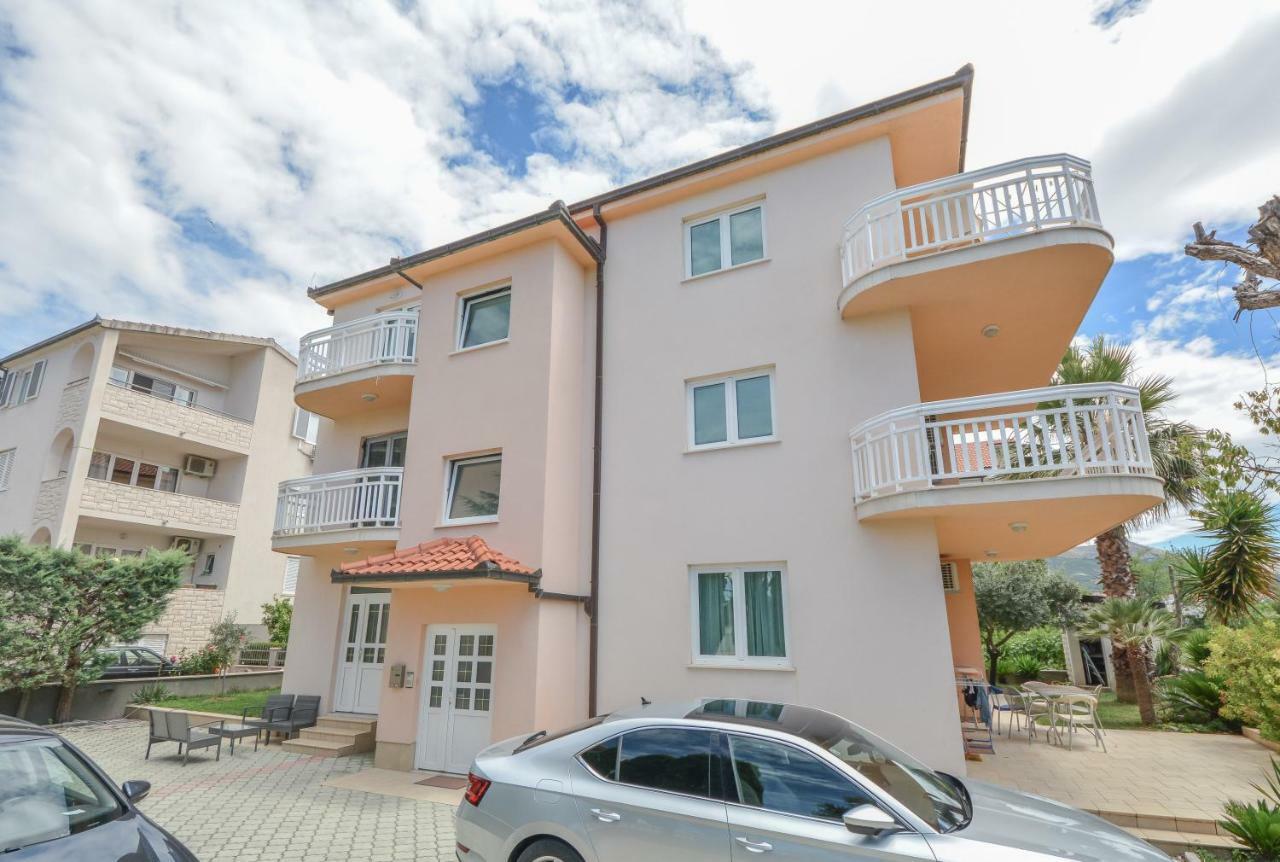 Apartments Lupe スプリト エクステリア 写真